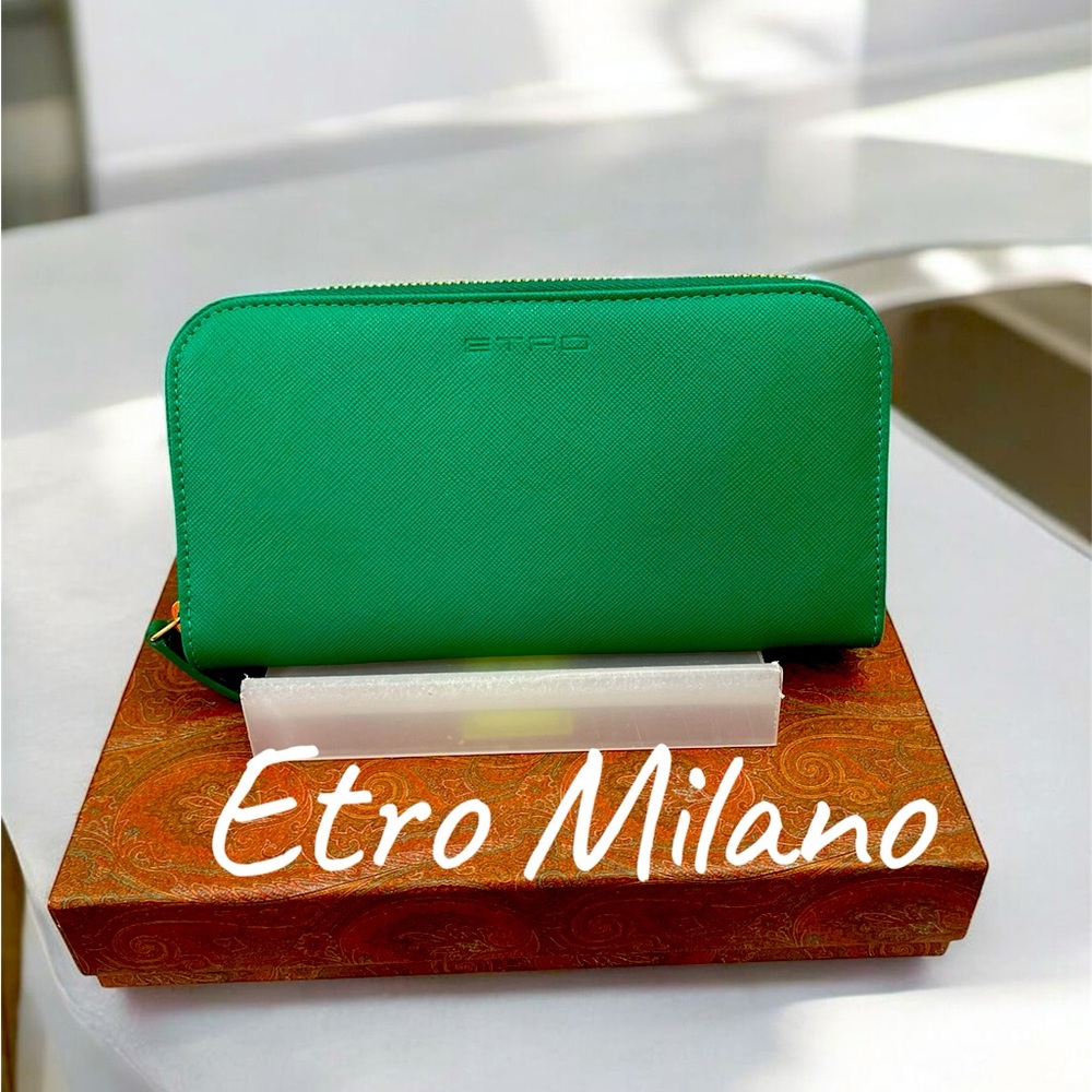 ETRO Milano Zip Around Continental Long Wallet Made In Italy ~ NWT!